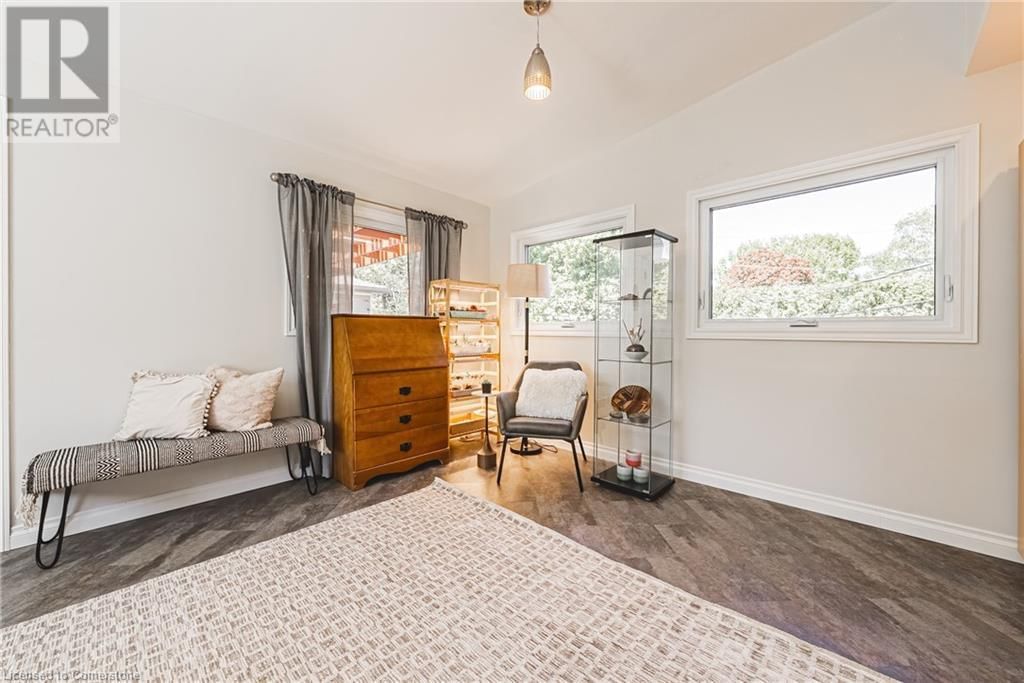898 HERBERTON PLACE Image 22