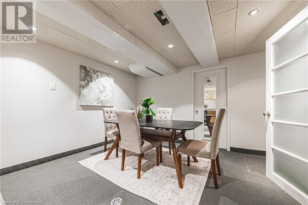 898 HERBERTON PLACE Image 30