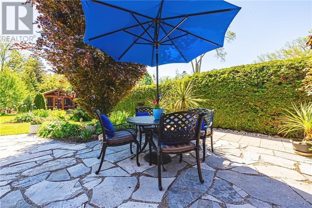 898 HERBERTON PLACE Image 39