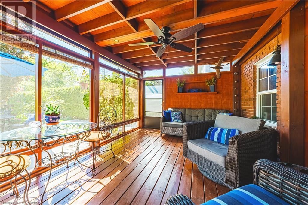 898 HERBERTON PLACE Image 40