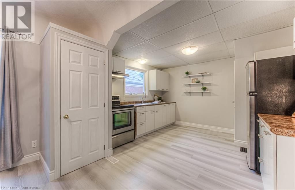 19 ELLIS AVENUE Image 19