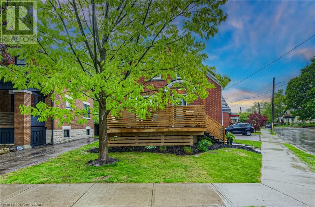 19 ELLIS AVENUE Image 2