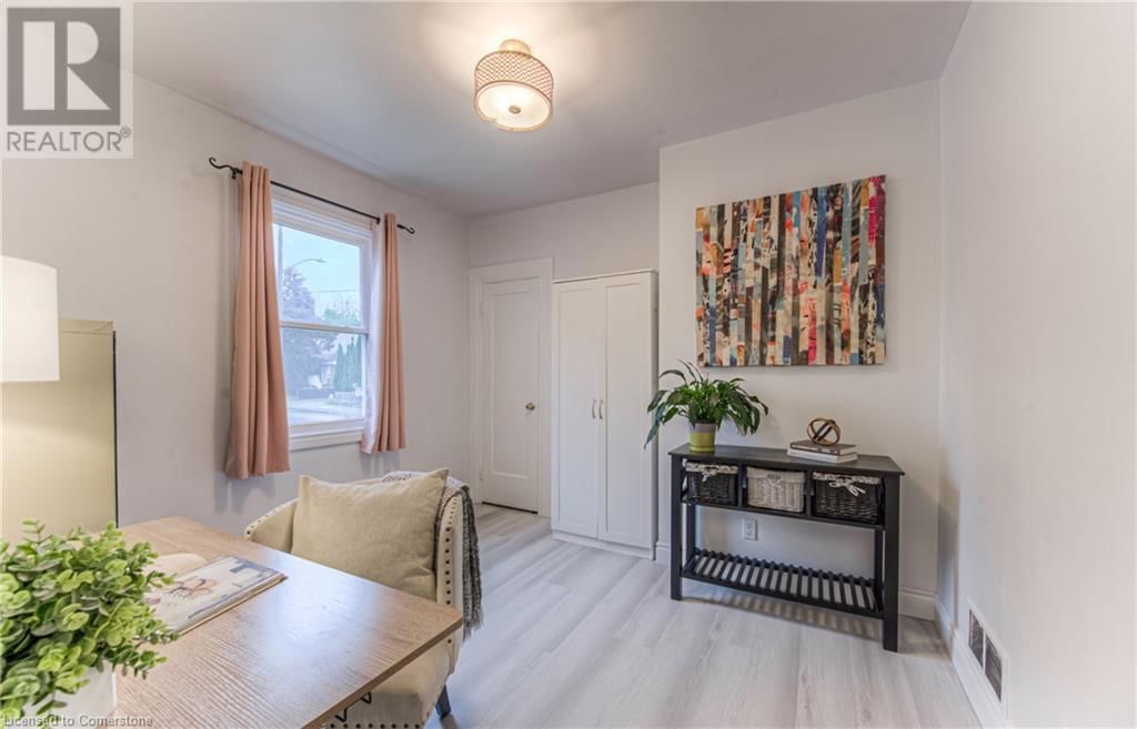 19 ELLIS AVENUE Image 28