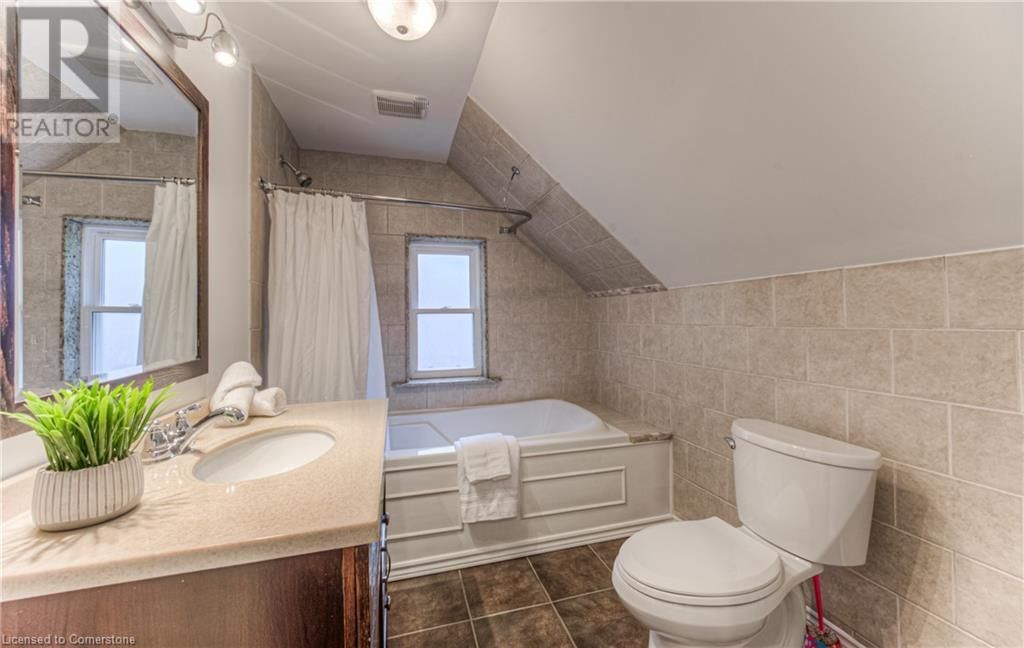 19 ELLIS AVENUE Image 30