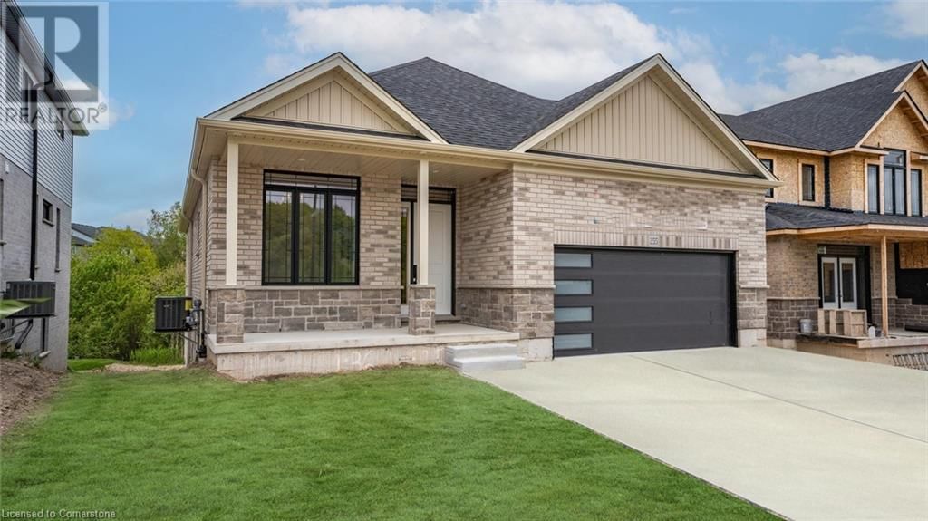 255 LADYSLIPPER DRIVE Image 1