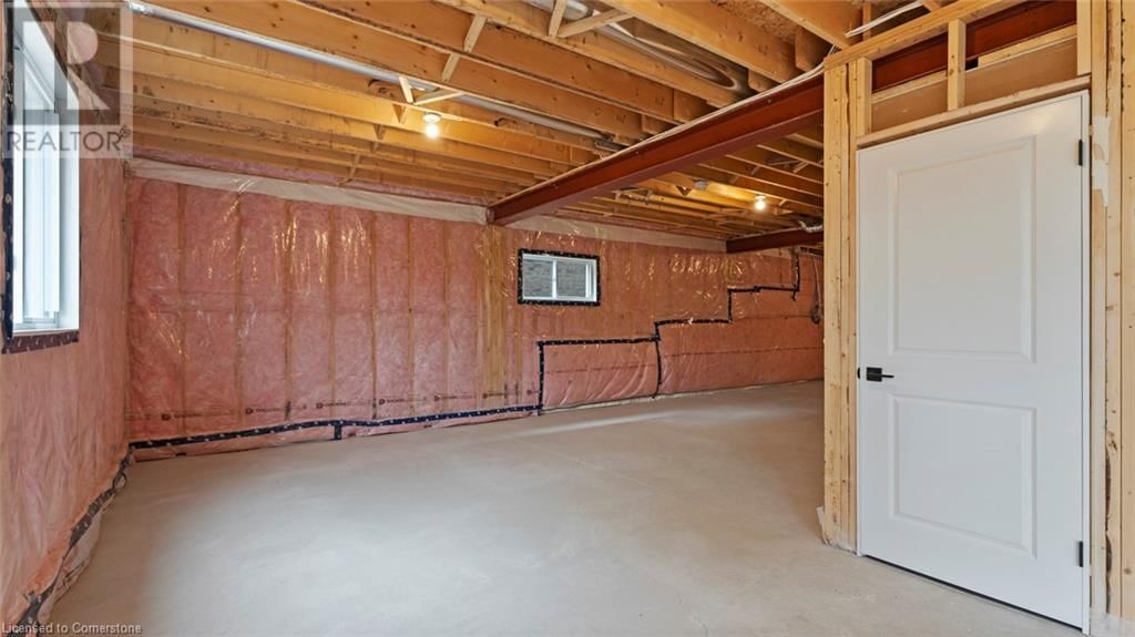 255 LADYSLIPPER DRIVE Image 19