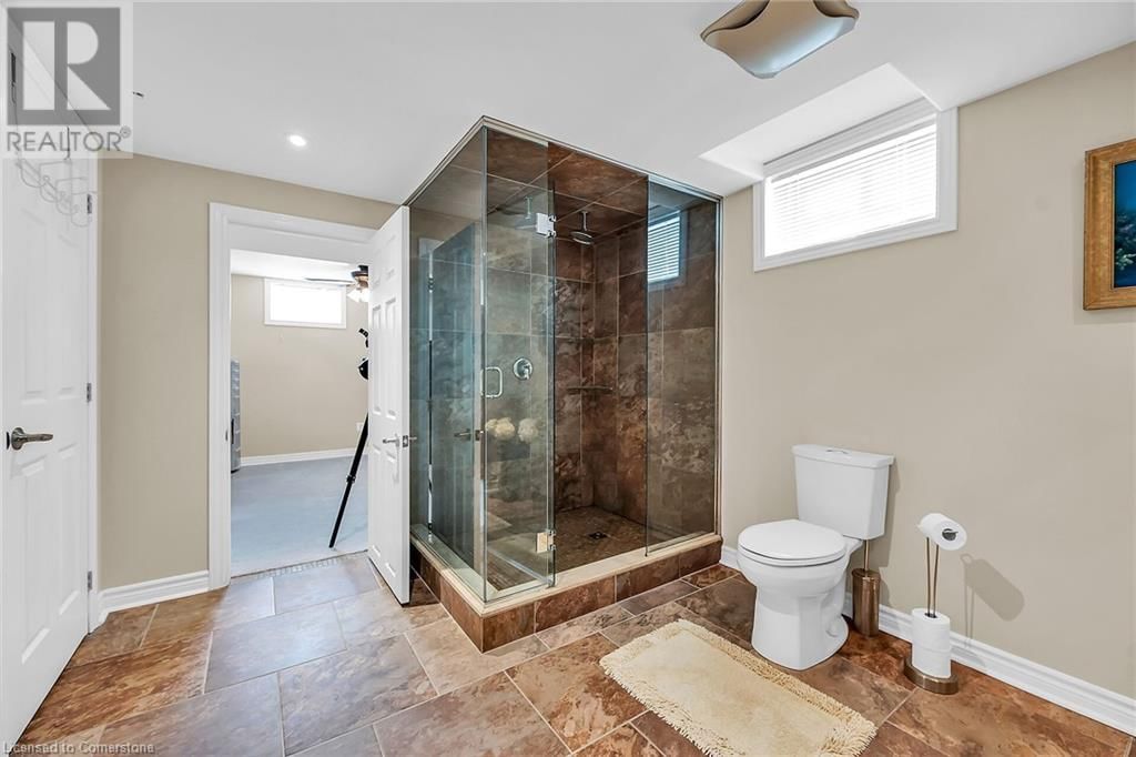 4039 MOUNTAIN STREET Image 32