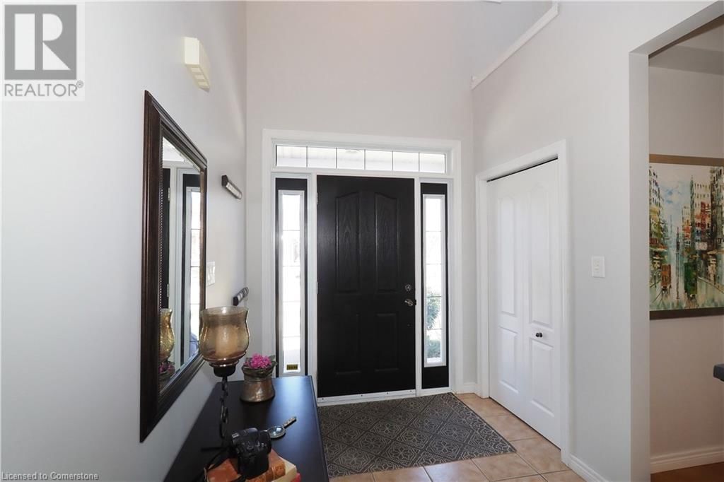 15 TREEVIEW DRIVE Image 2