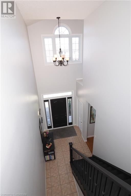 15 TREEVIEW DRIVE Image 4