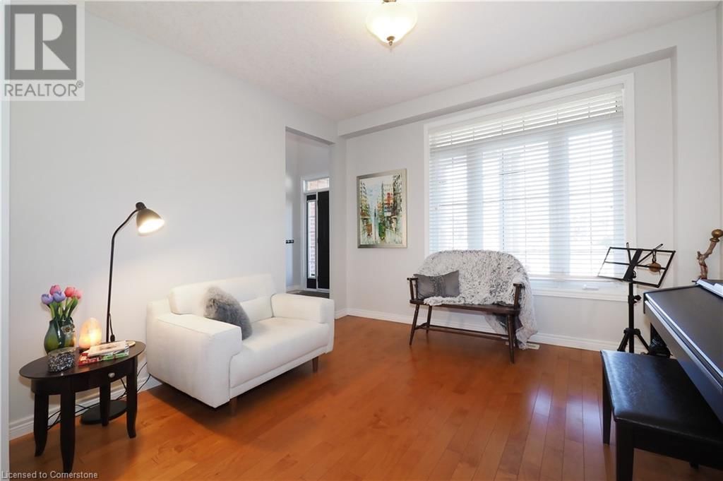 15 TREEVIEW DRIVE Image 6