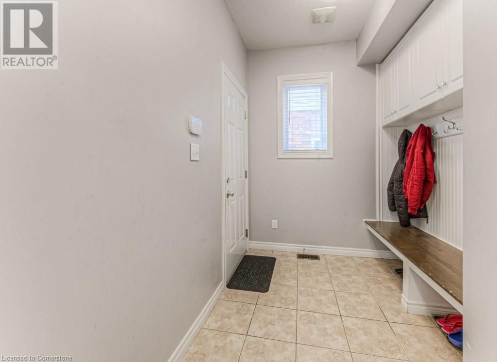 950 PEBBLECREEK COURT Image 9