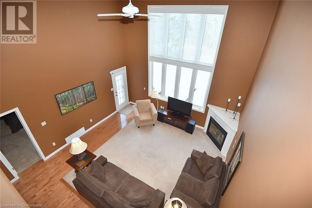 182 VALRIDGE DRIVE Image 19
