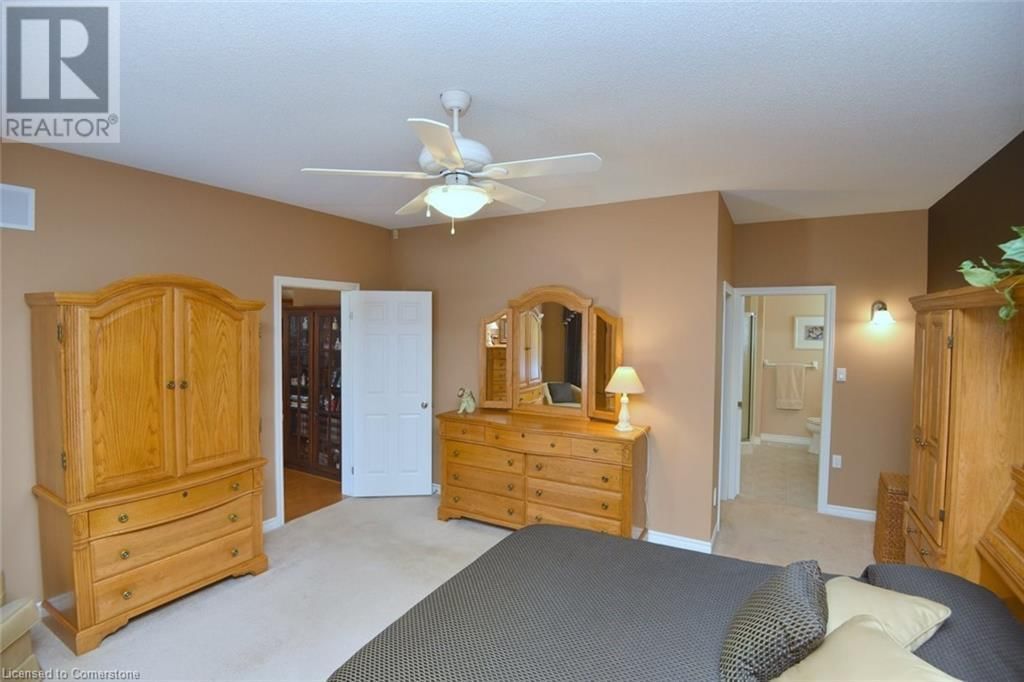 182 VALRIDGE DRIVE Image 28