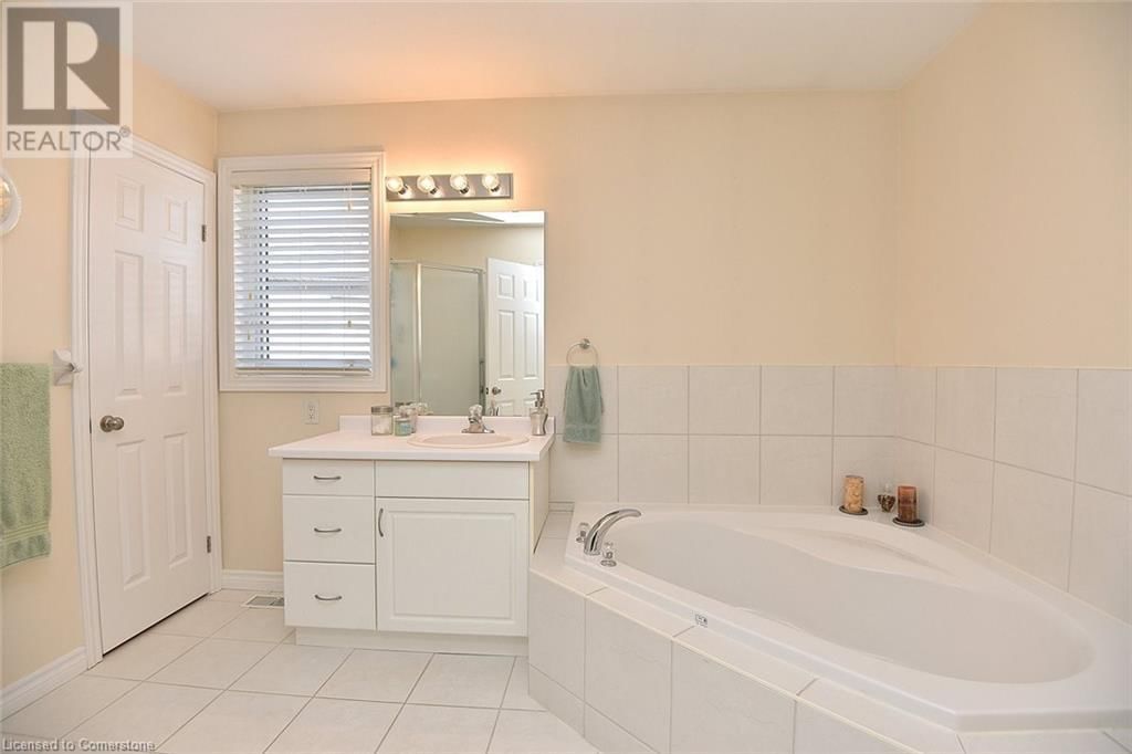 182 VALRIDGE DRIVE Image 35