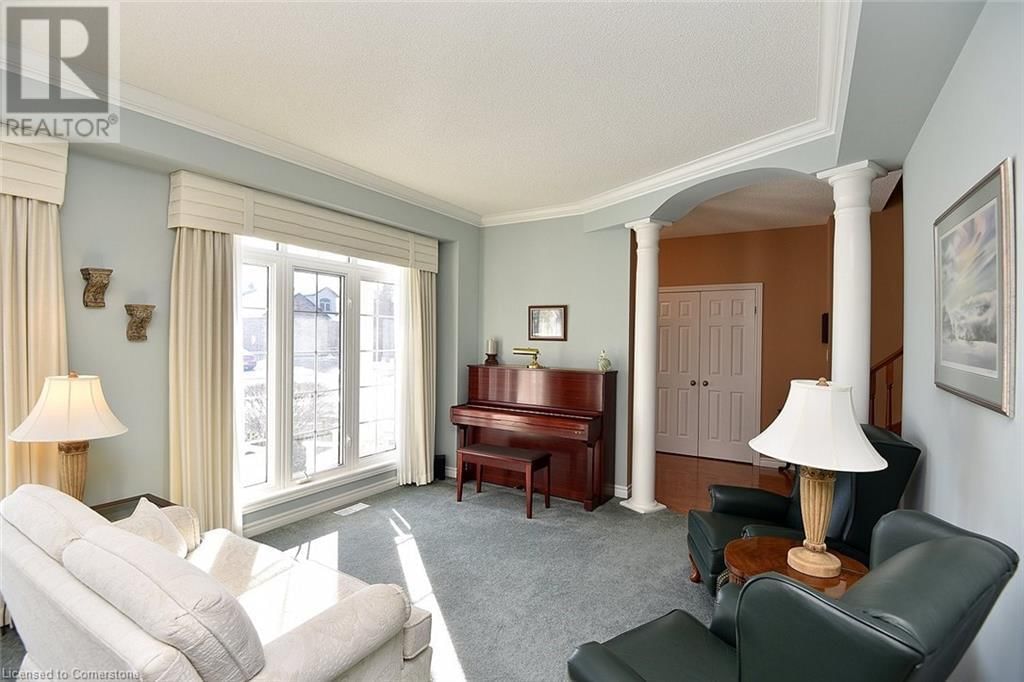182 VALRIDGE DRIVE Image 8