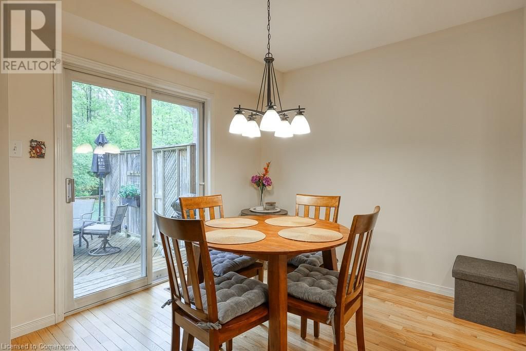 7 - 20 FORREST AVENUE WEST Image 15