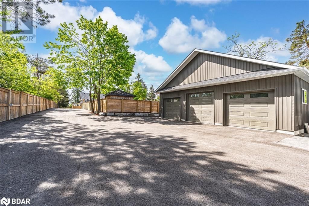 2484 HIGHWAY 11 SOUTH Image 31
