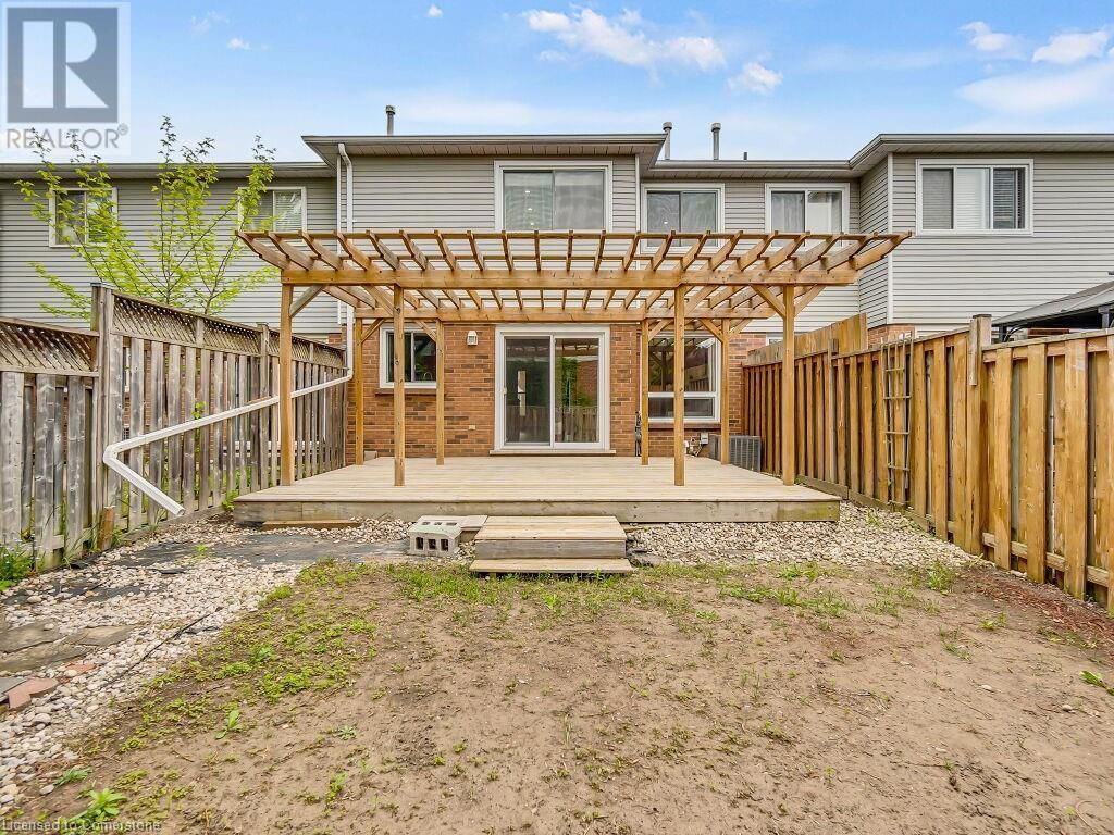 16 FAIRGREEN CLOSE Image 31