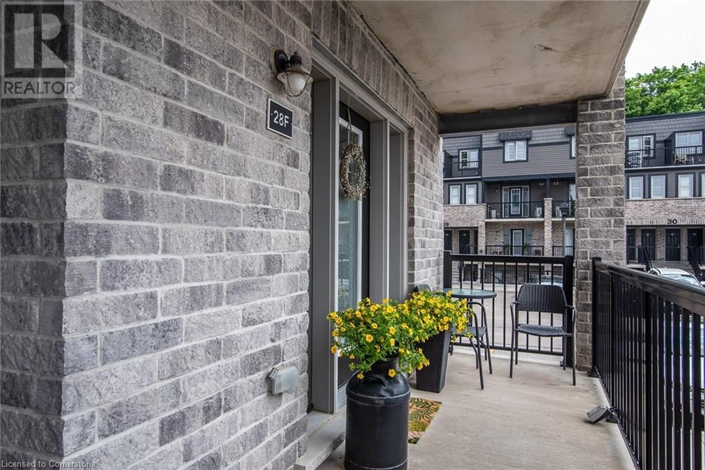 28F - 1989 OTTAWA STREET SOUTH Image 7