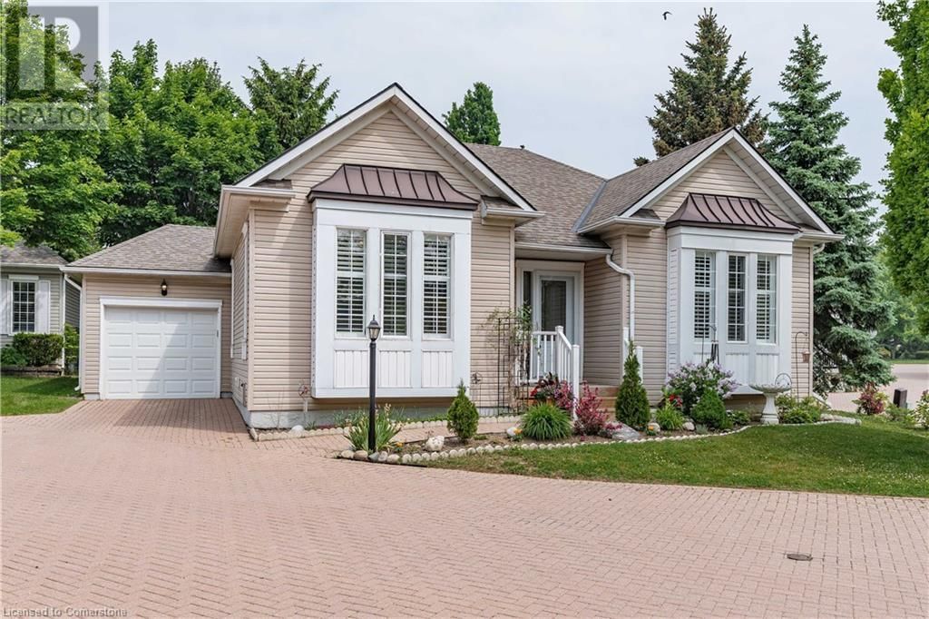 66 SILVERBIRCH BOULEVARD Image 2