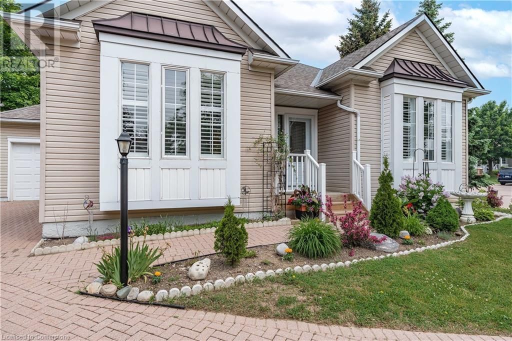 66 SILVERBIRCH BOULEVARD Image 4