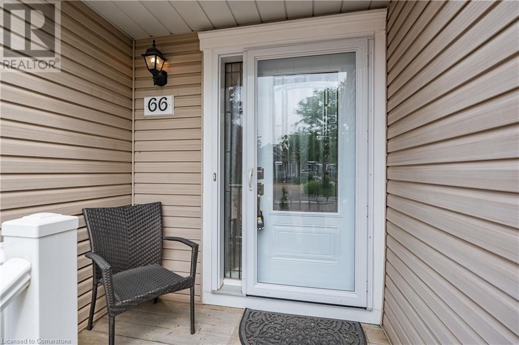 66 SILVERBIRCH BOULEVARD Image 5