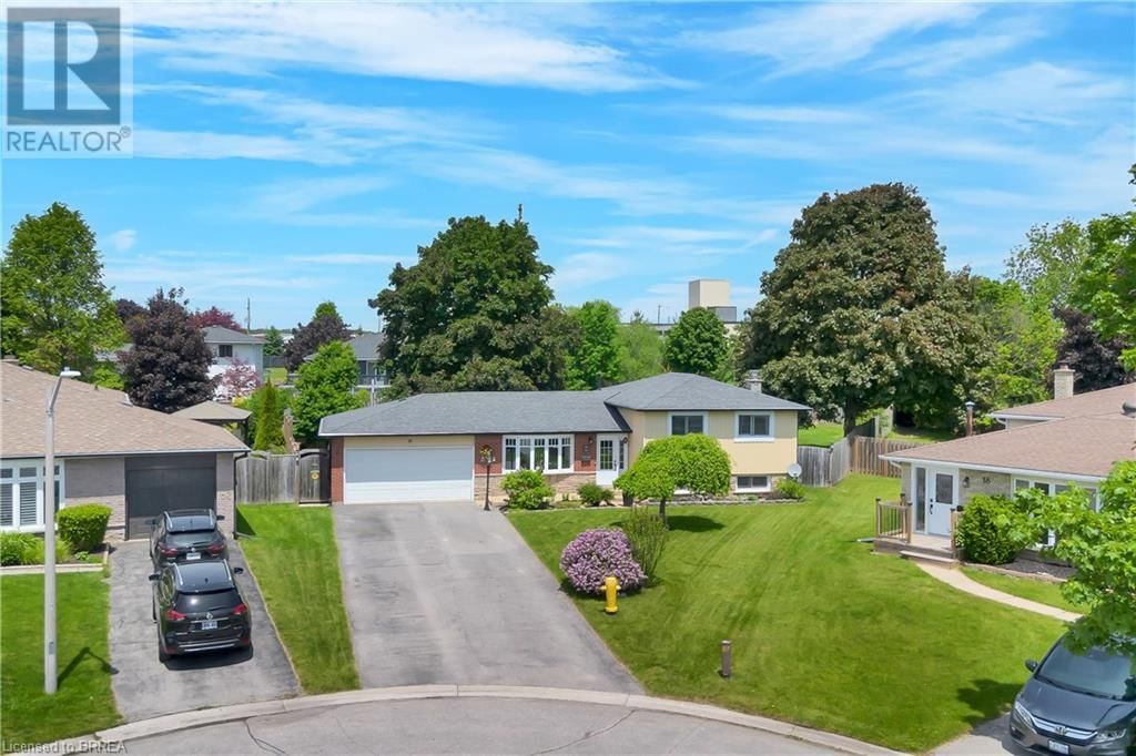 18 CLOVER COURT Image 1