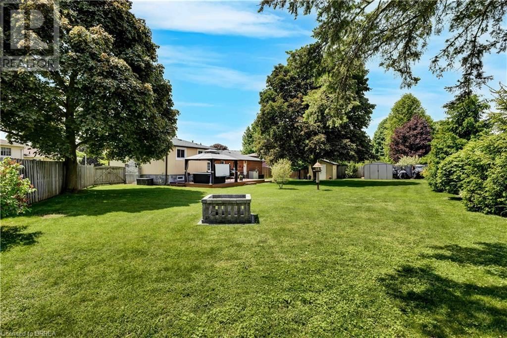18 CLOVER COURT Image 2