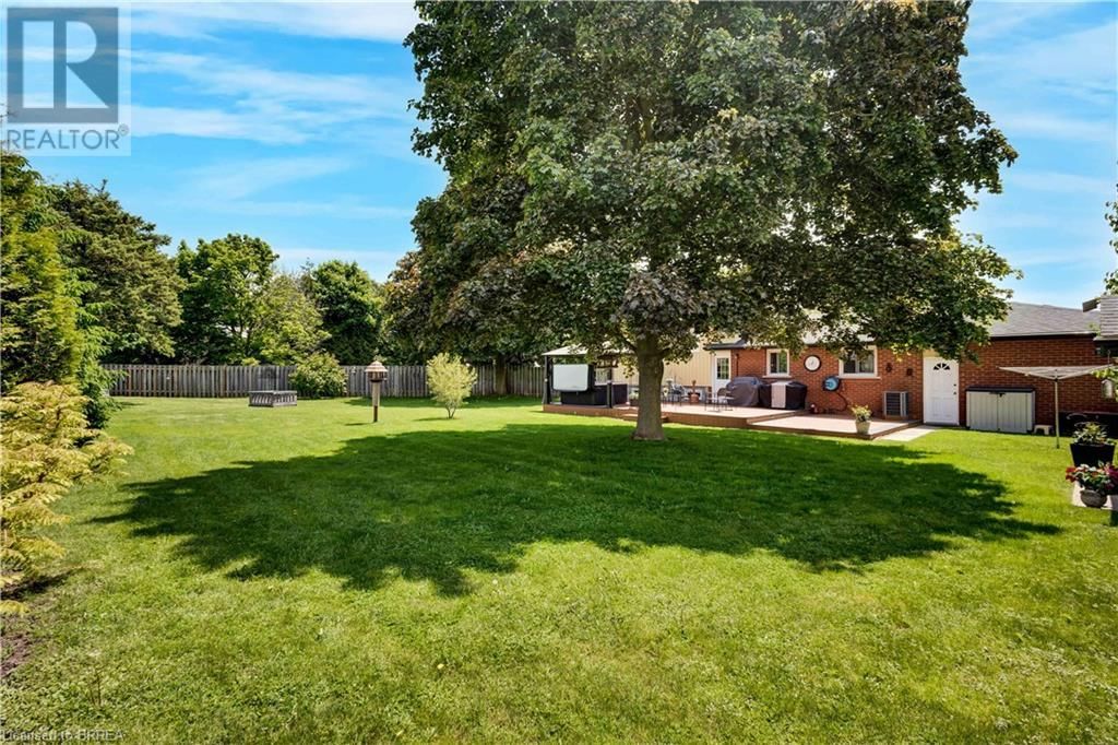 18 CLOVER COURT Image 36