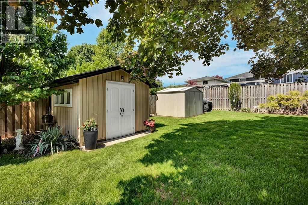18 CLOVER COURT Image 38