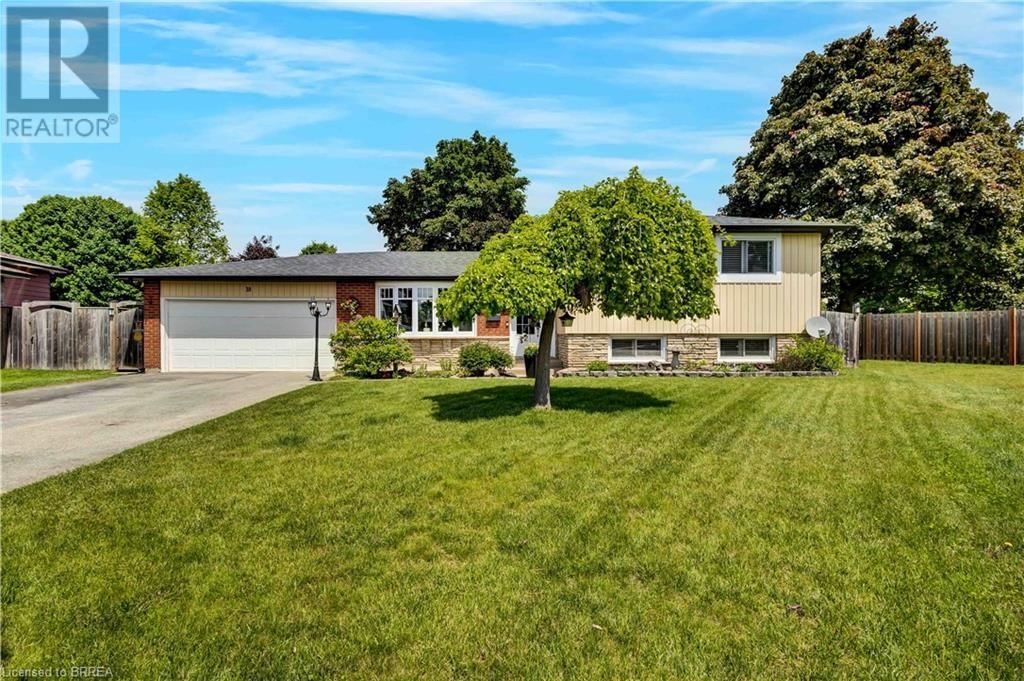 18 CLOVER COURT Image 4