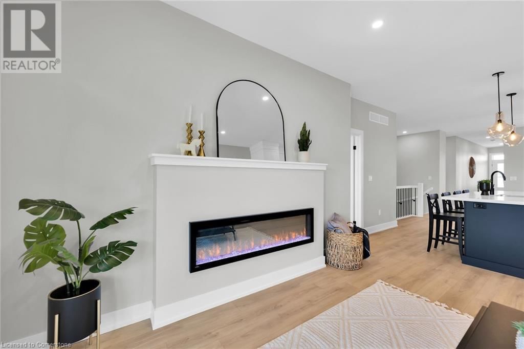 14 ROGERS STREET Image 21