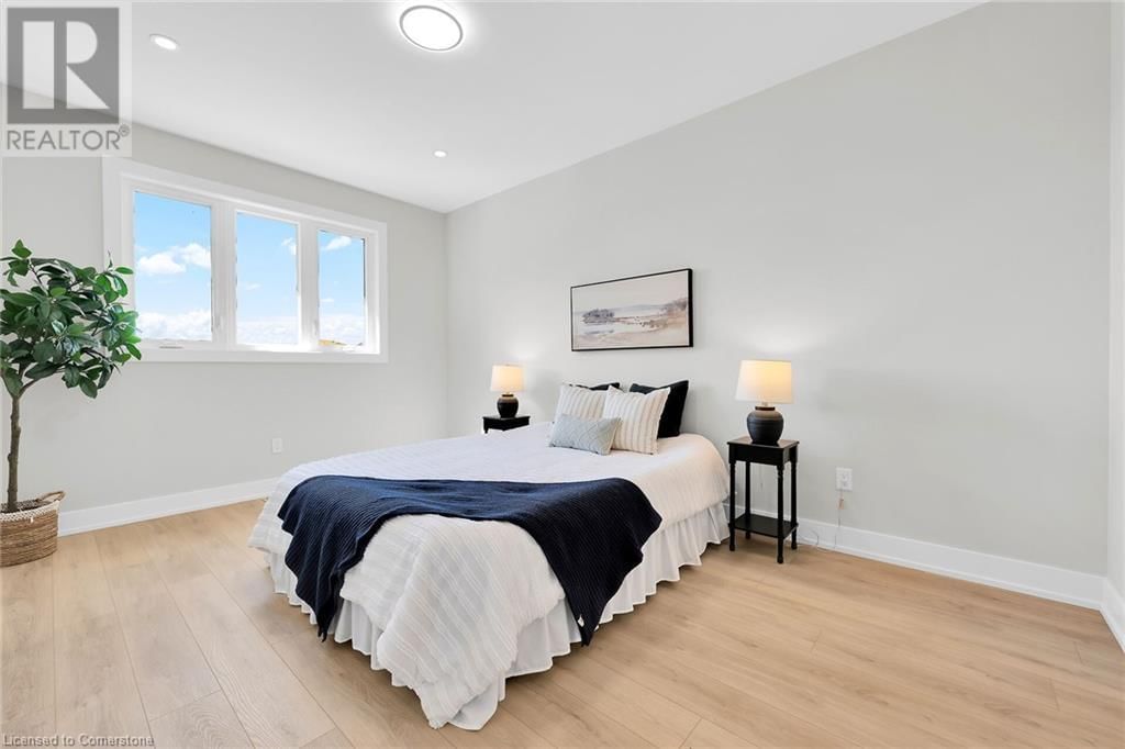 14 ROGERS STREET Image 25