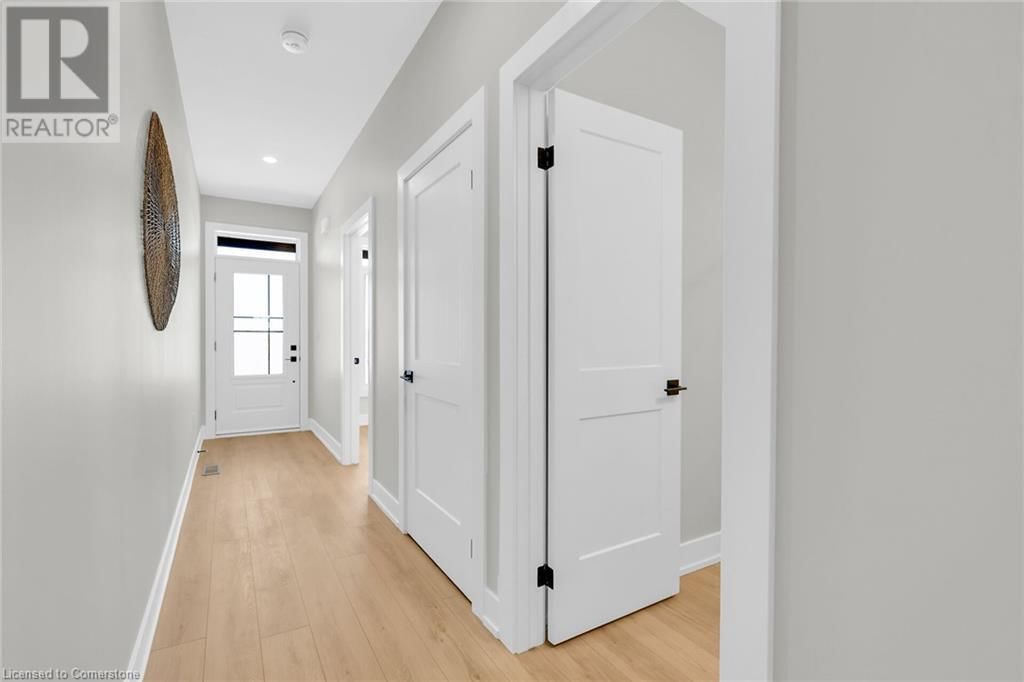 14 ROGERS STREET Image 35