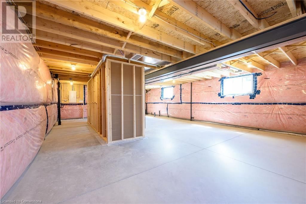 14 ROGERS STREET Image 38