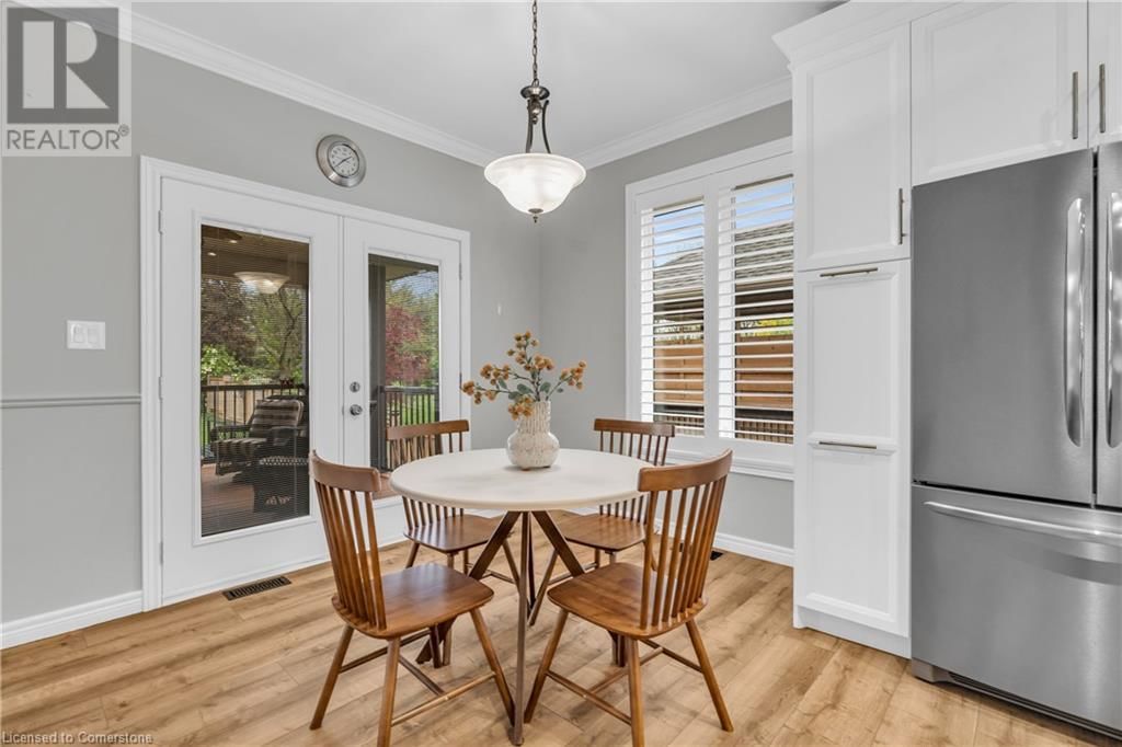 33 LONG LANE Image 14