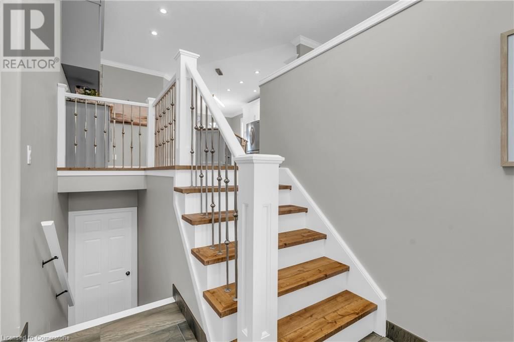 33 LONG LANE Image 27