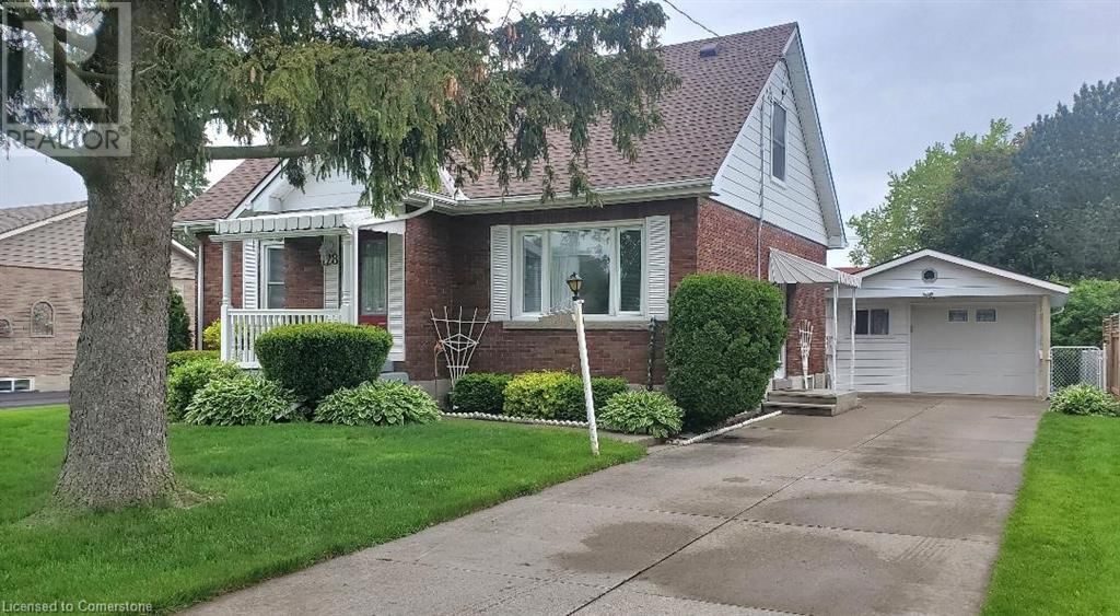 128 WOODS STREET Image 2