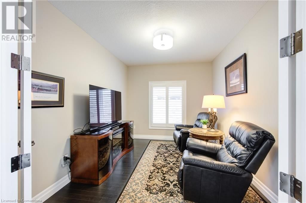 8 LOGANVILLE LANE Image 22