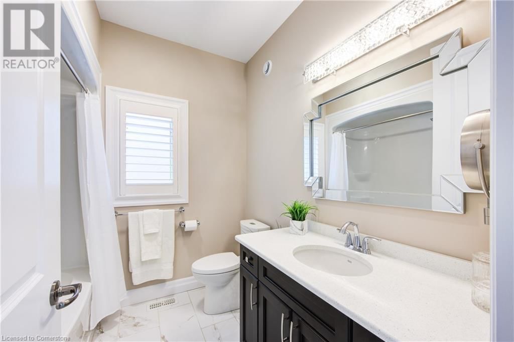 8 LOGANVILLE LANE Image 24