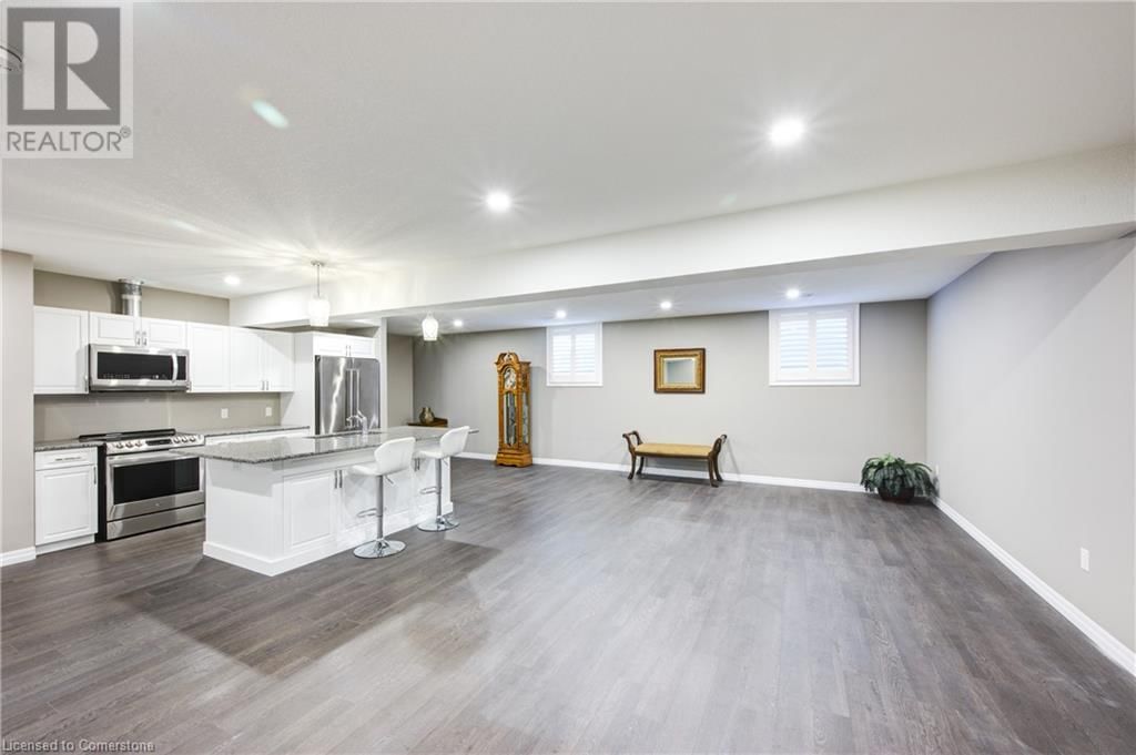 8 LOGANVILLE LANE Image 32