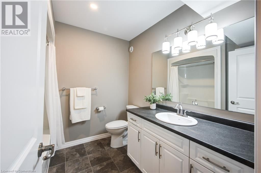 8 LOGANVILLE LANE Image 34