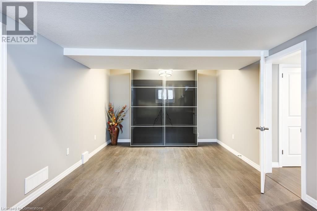 8 LOGANVILLE LANE Image 35