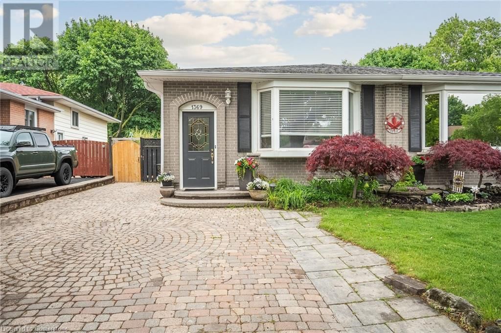 1369 ROYLEN ROAD Image 1