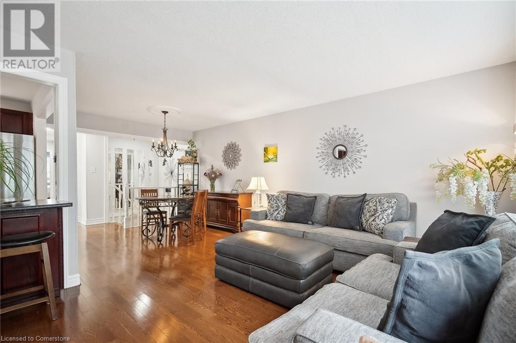 1369 ROYLEN ROAD Image 11
