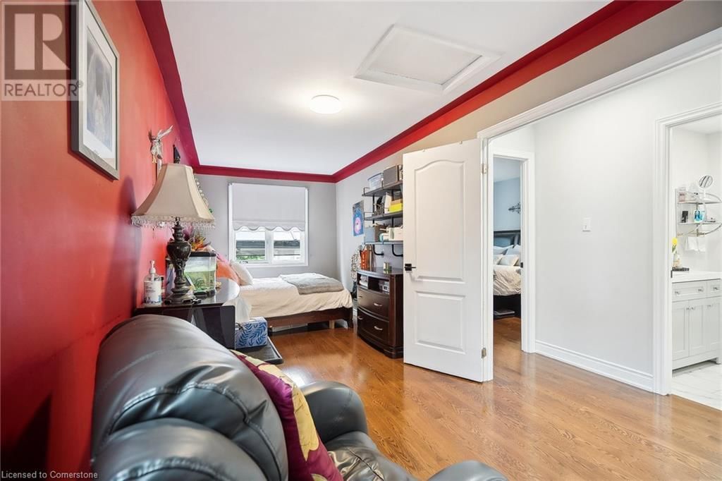 1369 ROYLEN ROAD Image 17