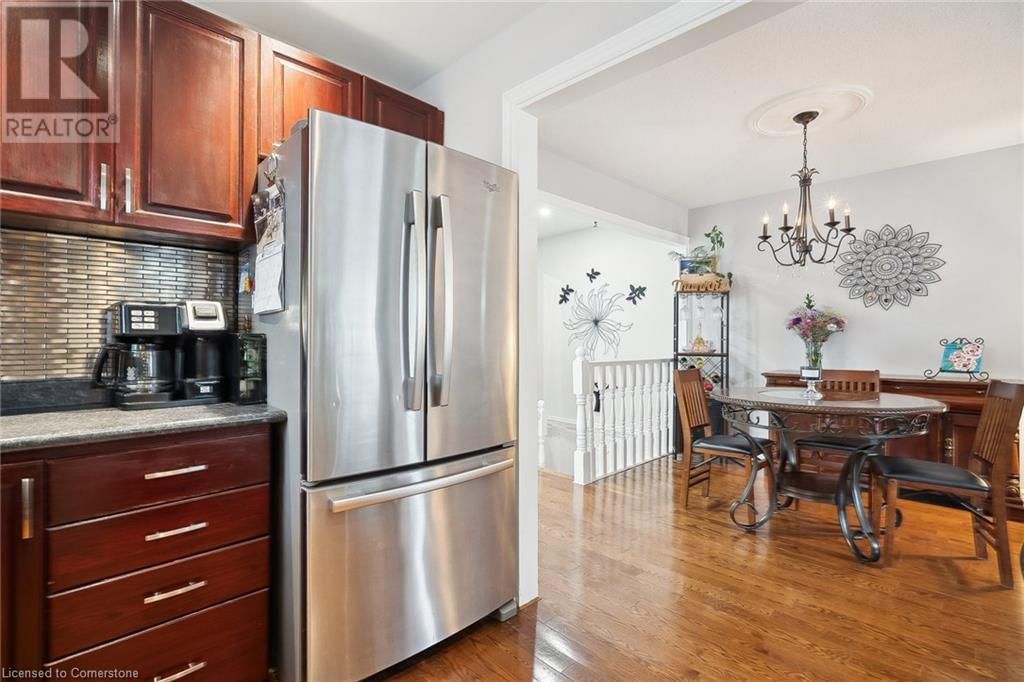 1369 ROYLEN ROAD Image 23