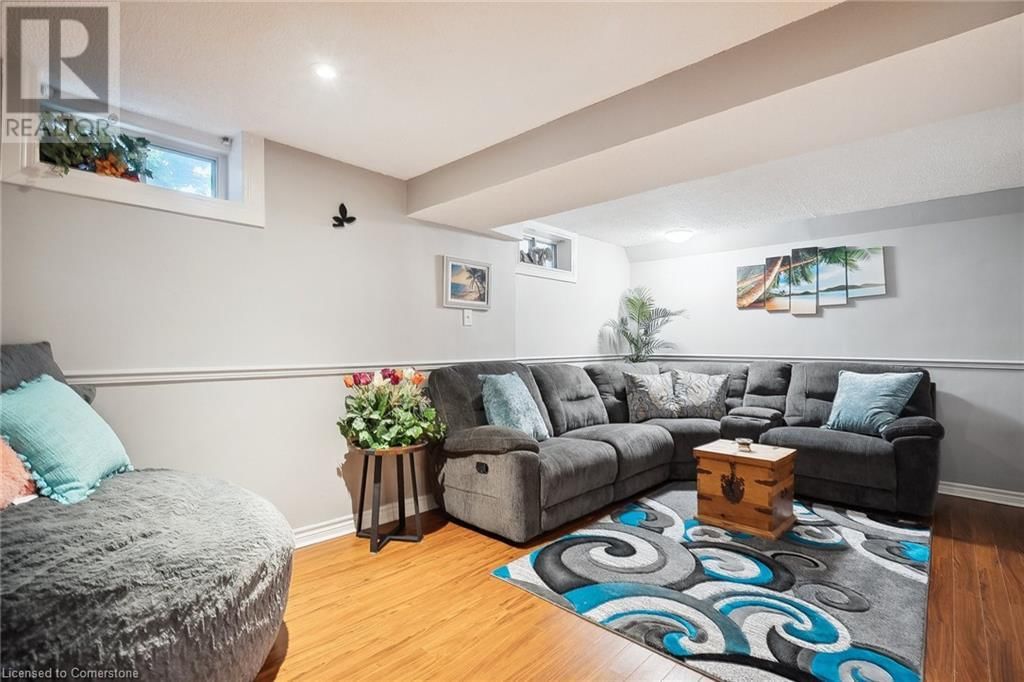 1369 ROYLEN ROAD Image 24