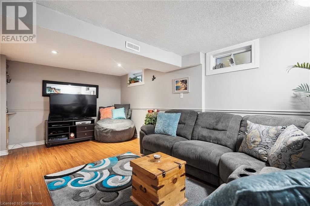 1369 ROYLEN ROAD Image 25