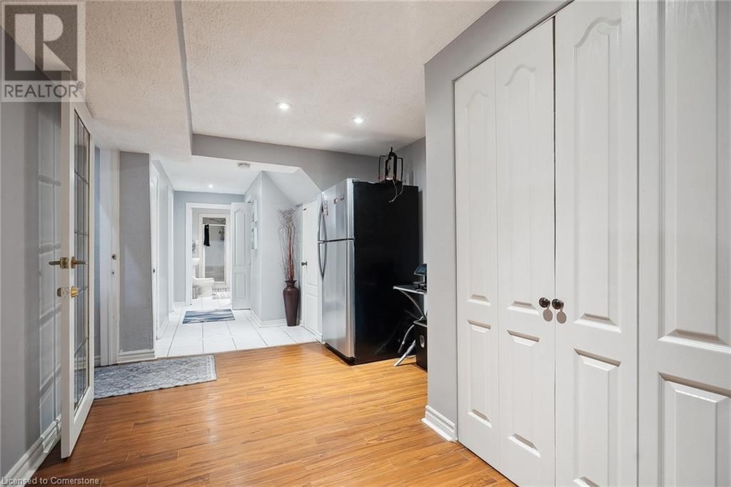 1369 ROYLEN ROAD Image 26